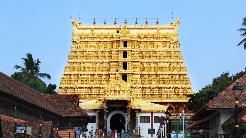 Top Travel Destinations in Kerala: A Road Map to God's Own Country (2025) Top Travel Destinations in Kerala: A Road Map to God's Own Country (2025)